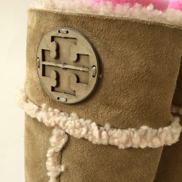 Tory Burch Suede & Leather Moccasin Boots Gently Used Size 6-1/2 - Picture 9 of 9